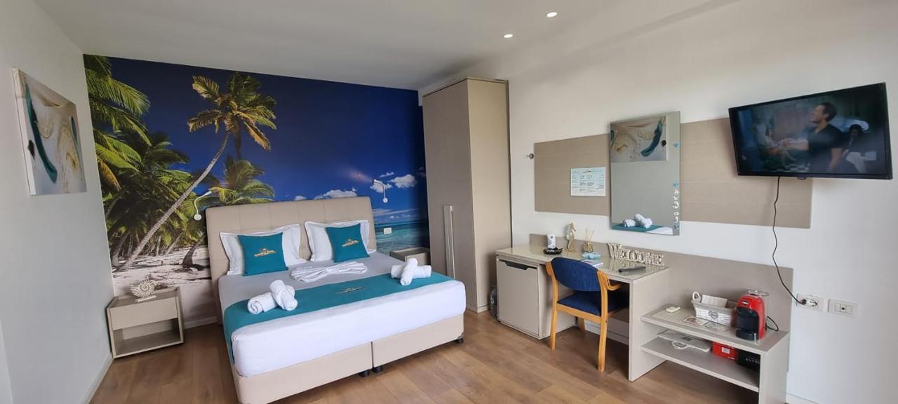 Suncoast Rooms Port Side Saranda Kültér fotó