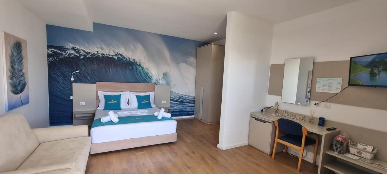 Suncoast Rooms Port Side Saranda Kültér fotó