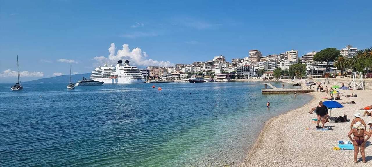 Suncoast Rooms Port Side Saranda Kültér fotó
