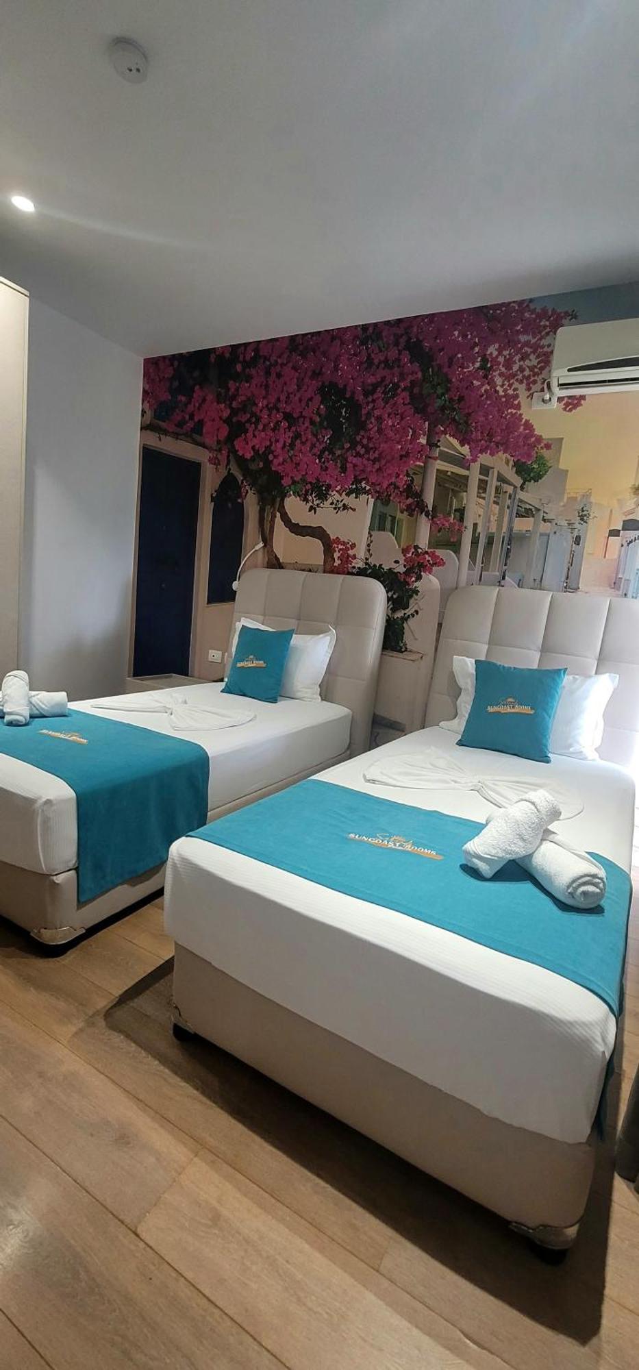 Suncoast Rooms Port Side Saranda Kültér fotó